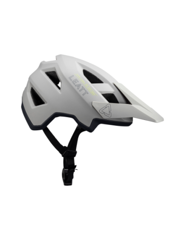 Casco multifuncional y ligero con...