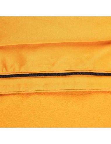 Calidez técnica en forro polar —...