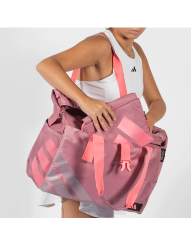 Bolsa adidas Weekend Bag 2026 | Estilo y Espacio para Pádel